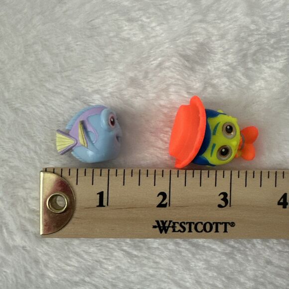 Disney Doorables Neon FIgure Lot: Miguel Coco, Mama Imelda, Dory Finding Nemo - Picture 7 of 8